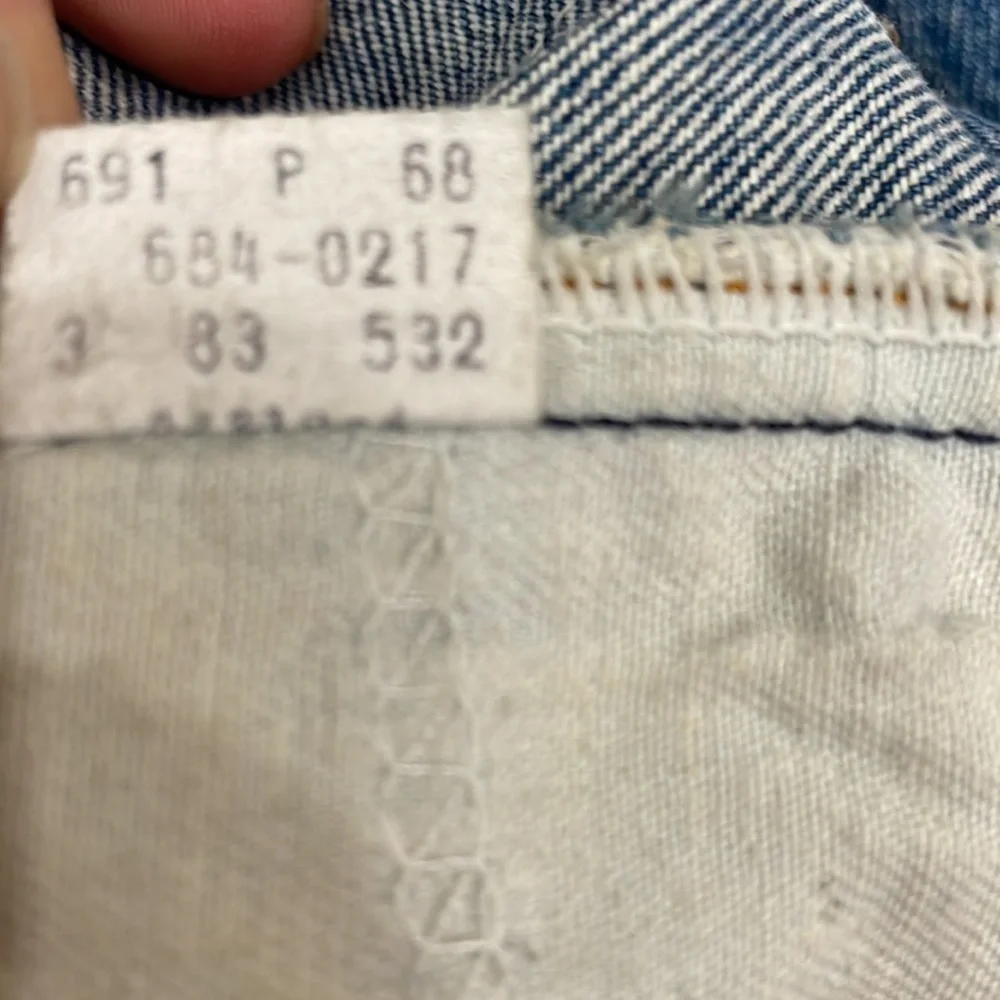 Vintage Levi’s Orange Tab 684 Big Bell Bottom Jeans - Picture 8 of 16